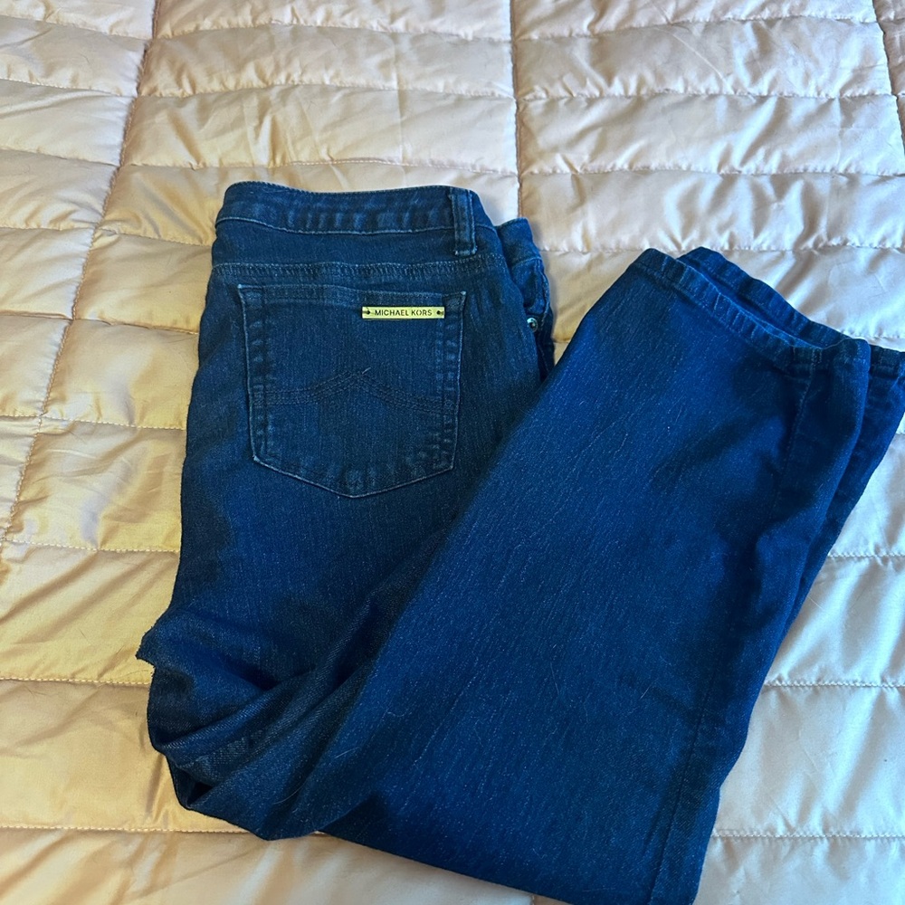 Michael Kors dark wash size 8 jean capris